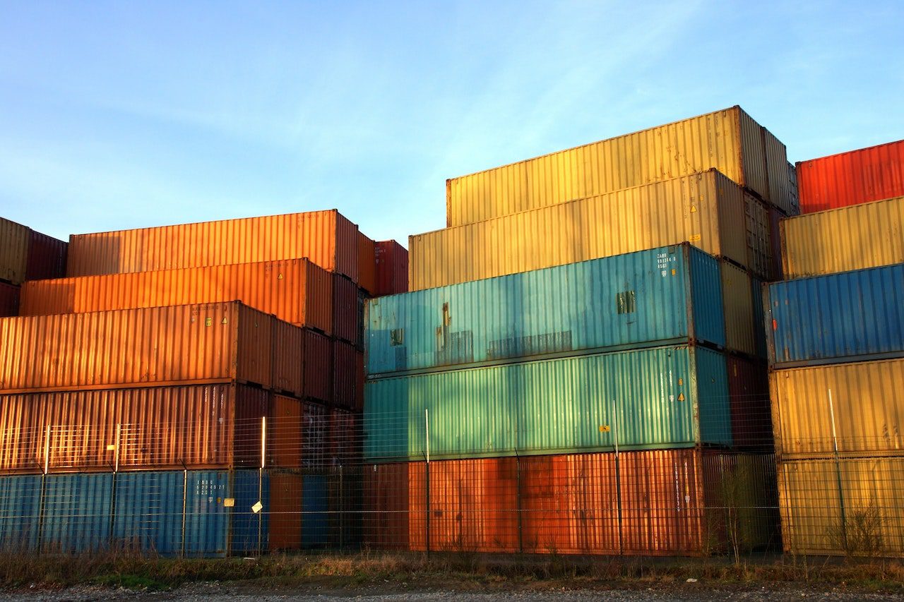 what-is-the-maximum-weight-you-can-ship-in-a-container